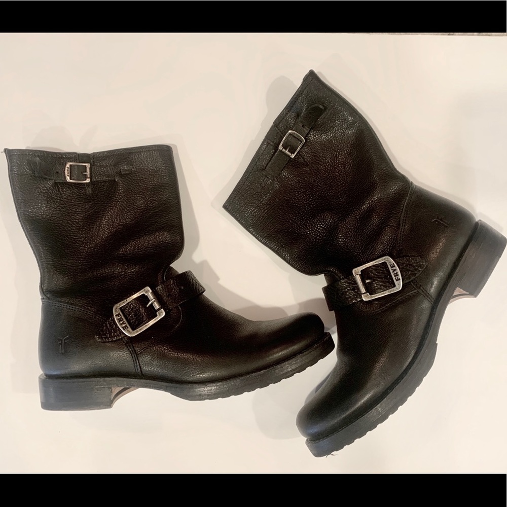 Frye Veronica short boots